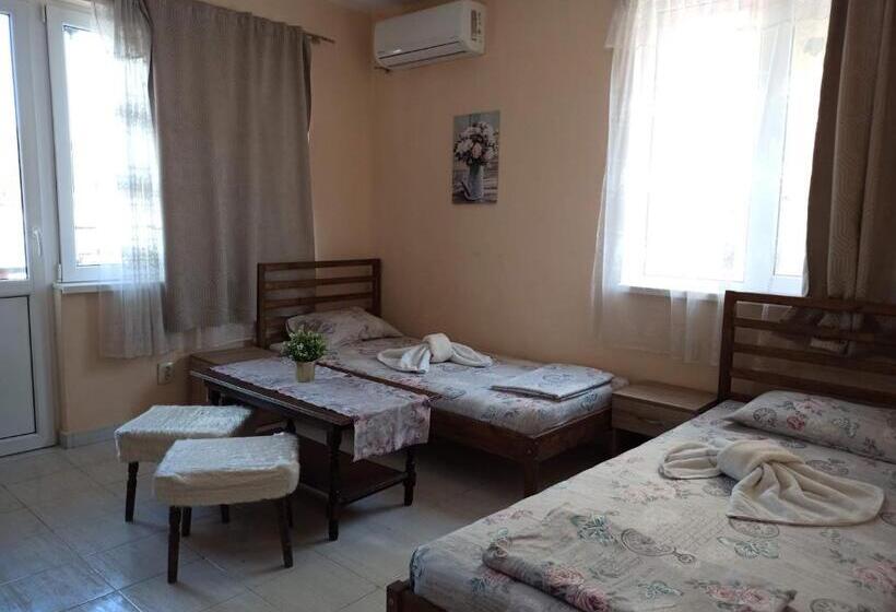 Номер Стандарт с Балконом, Guest House 51