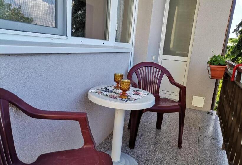 스탠다드 발코니 룸, Guest House 51