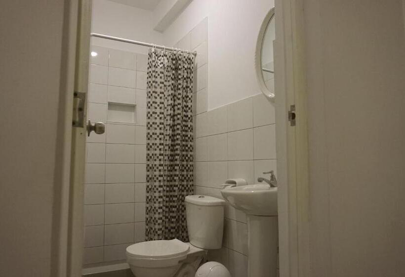 חדר סטנדרט לארבעה, Hospedaje El Velero