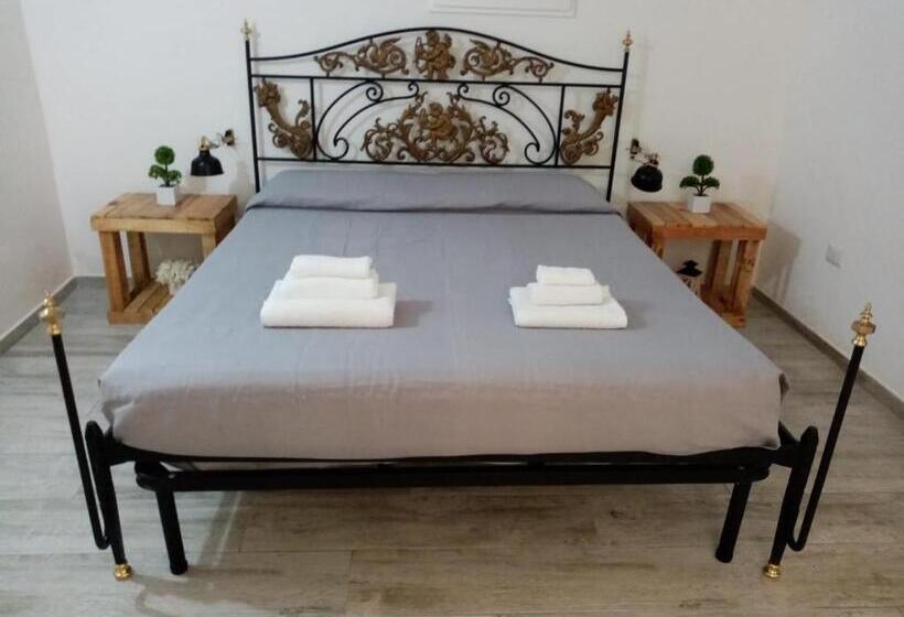 דירת חדר, I Nidi Di Colombo