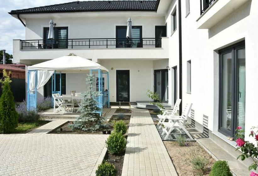 Habitació Deluxe, Memangalia