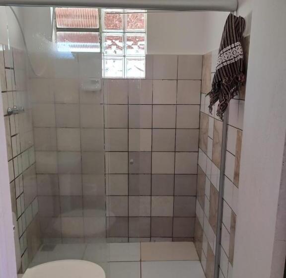 منزل غرفة نوم واحدة, Pouso Do Elefante