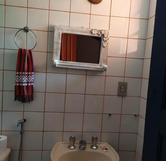 شقة غرفتين, Pouso Do Elefante