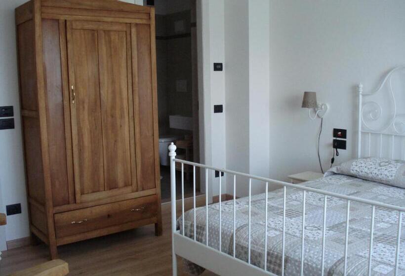 غرفة ديلوكس, Ai Pianai