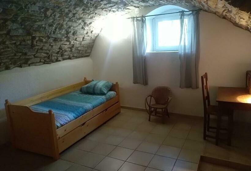 스위트, Chambre D Hôtes Lou Couradou