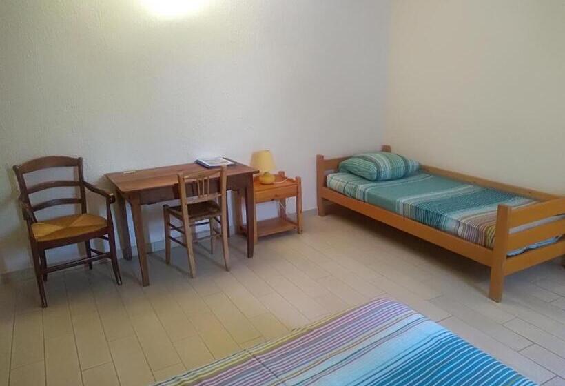 Номер Стандарт Трехместный, Chambre D Hôtes Lou Couradou