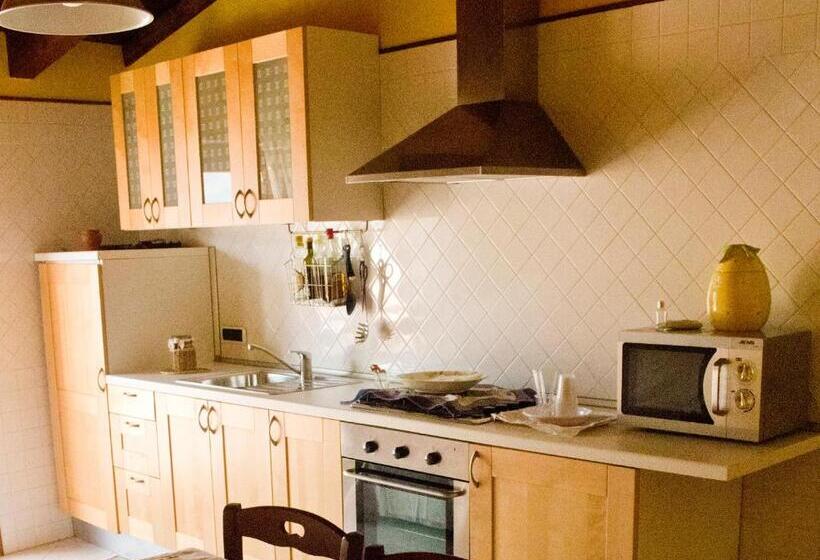 غرفة ديلوكس عائلية, La Chiocciola