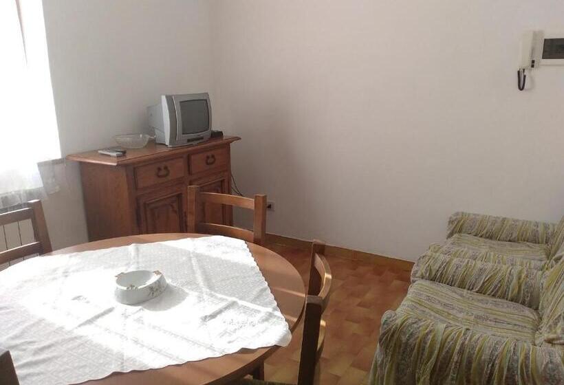 ２ベッドルームアパートメント, La Palma