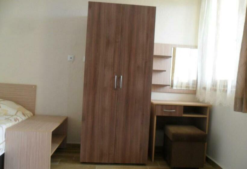 חדר סטנדרט עם מרפסת, Altay Guest House