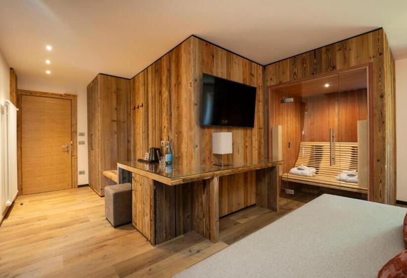 סוויטת ג'וניור, Pineta