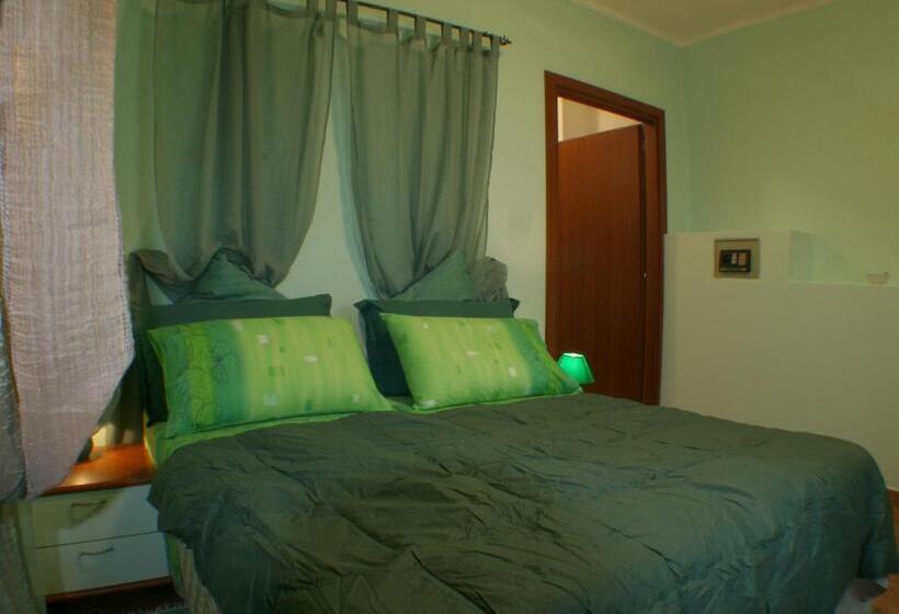 Номер Стандарт с Балконом, B&b Rita E Renzo