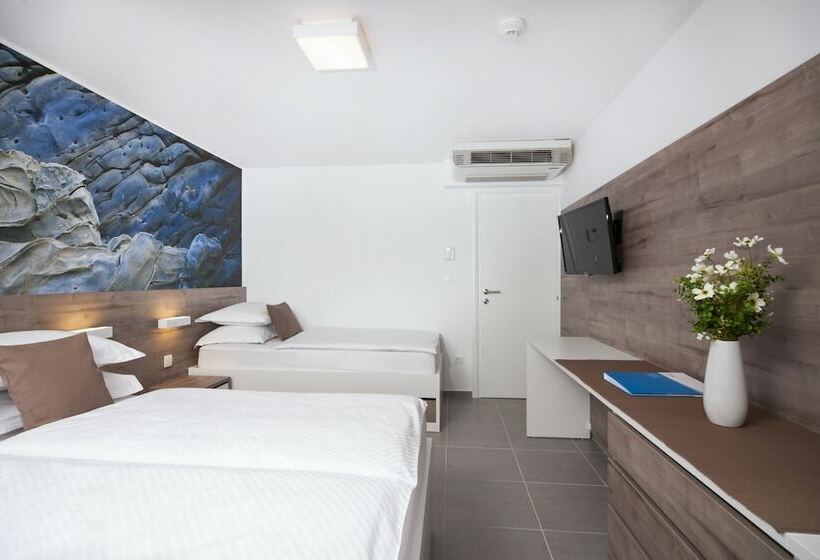 수피리어 룸 측면 바다 전망, Bluesun Hotel Neptun