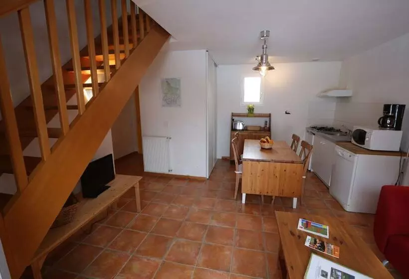 3 Bedroom Apartment, Domaine De Ramonjuan