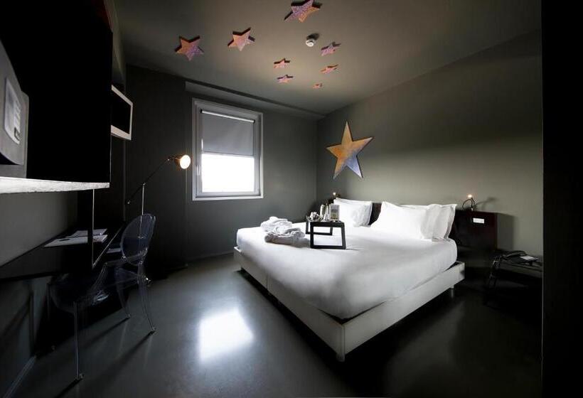 Номер Superior Кровать Кинг, Aiden By Best Western Jhd Dunant