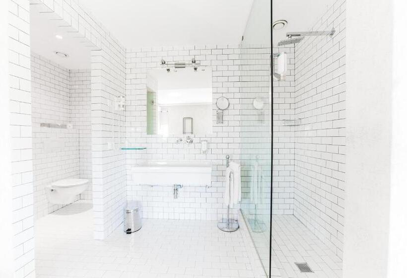 Люкс Кровать Кинг, Aiden By Best Western Jhd Dunant