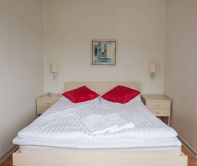 スタンダードルーム, Falken