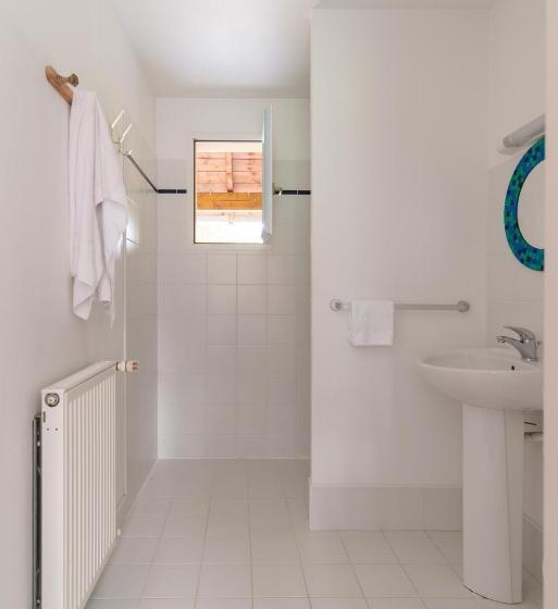 דירת חדר, Domaine De Ramonjuan