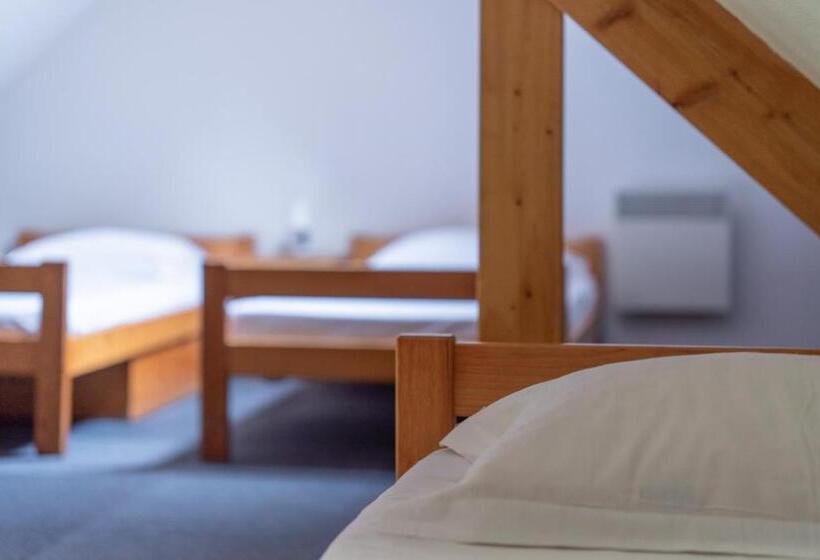 דירת שני חדרים, Domaine De Ramonjuan