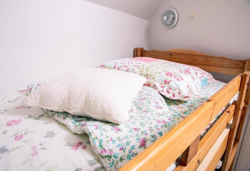 חדר משפחתי, Hôtel Restaurant Domaine De Basil