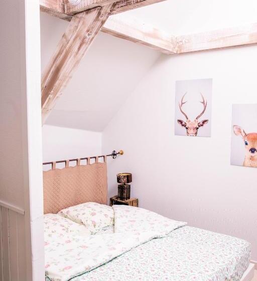 חדר משפחתי, Hôtel Restaurant Domaine De Basil