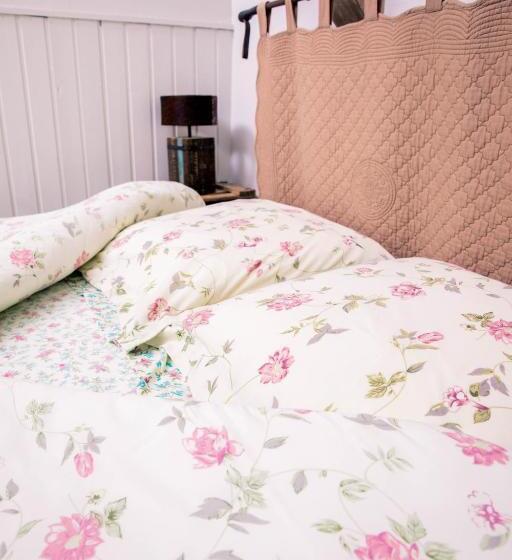 חדר משפחתי, Hôtel Restaurant Domaine De Basil