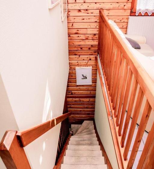 סוויטה משפחתית, Hôtel Restaurant Domaine De Basil