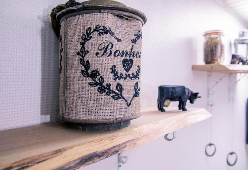 חדר סטנדרט, Hôtel Restaurant Domaine De Basil