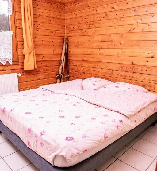 סוויטה משפחתית, Hôtel Restaurant Domaine De Basil