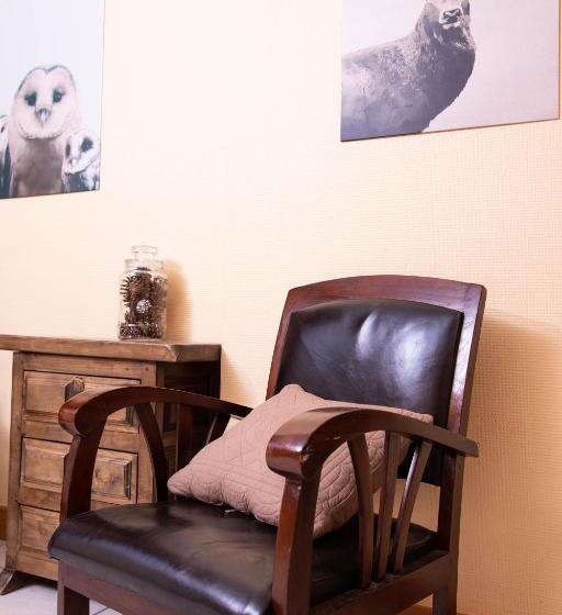 סוויטה משפחתית, Hôtel Restaurant Domaine De Basil