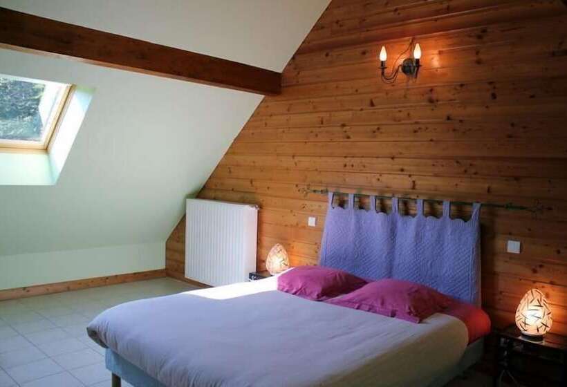 סוויטה משפחתית, Hôtel Restaurant Domaine De Basil