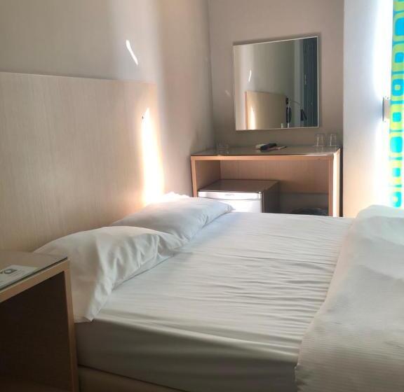 חדר בסיסי, Kentrikon