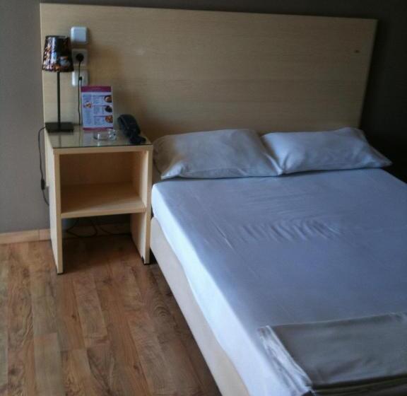 חדר בסיסי, Kentrikon