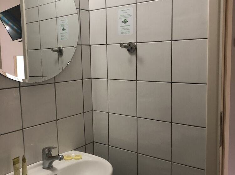 חדר סטנדרט, Kentrikon