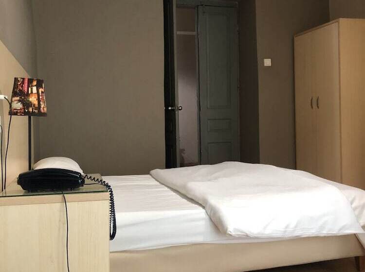 חדר סטנדרט, Kentrikon