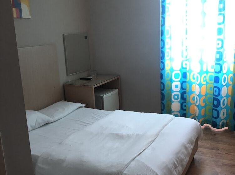 חדר סטנדרט, Kentrikon