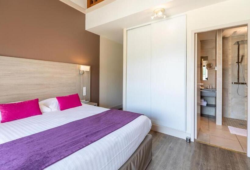 חדר משפחתי נוף לבריכה, L'Oustal De Vézac