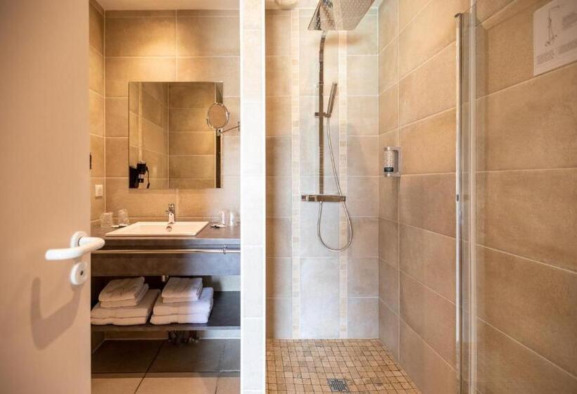 חדר סטנדרט נוף לבריכה, L'Oustal De Vézac