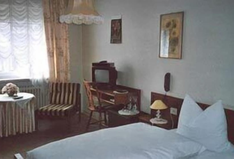 标准间, Schlossberg