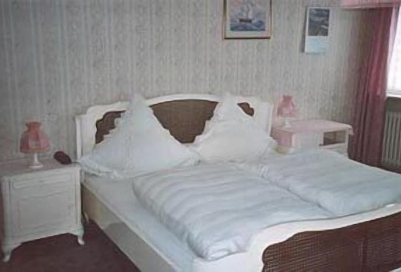 Номер Стандарт Индивидуальный, Schlossberg