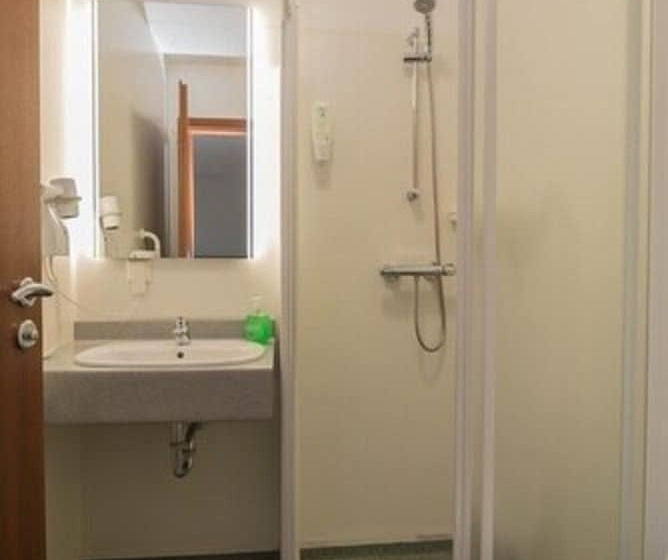 اتاق استاندارد سه نفره, Skaftafell