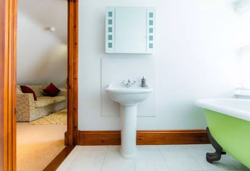 Standard-huone, Stocks