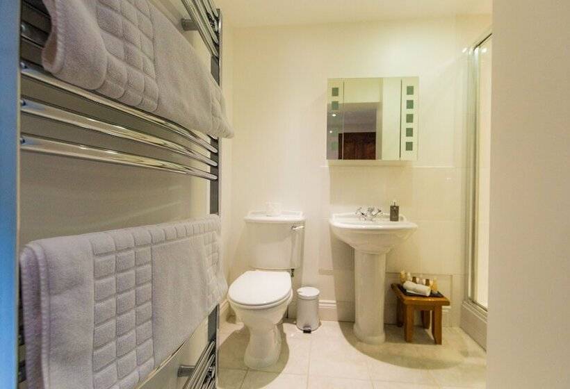 غرفة قياسية, Stocks