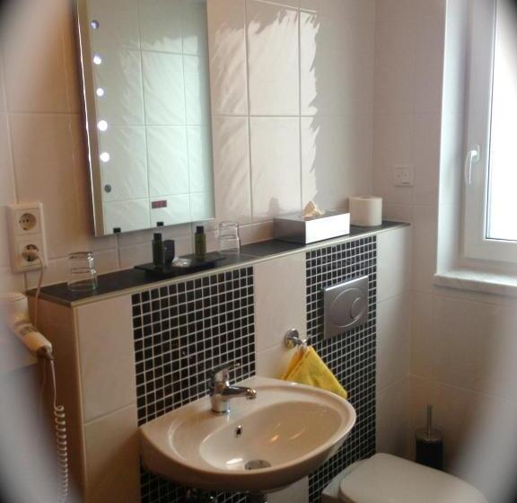 스탠다드 싱글 룸, Zur Wasserburg