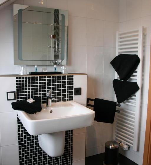 스탠다드 룸, Zur Wasserburg