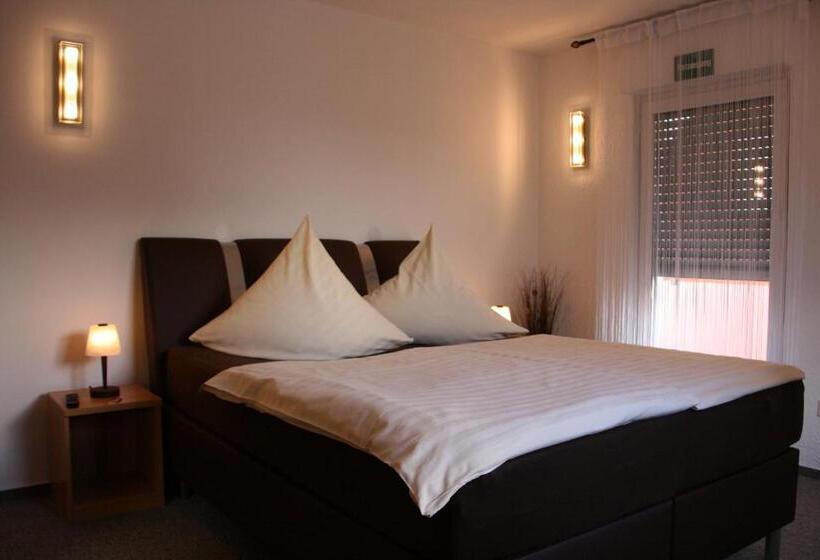 스탠다드 룸, Zur Wasserburg