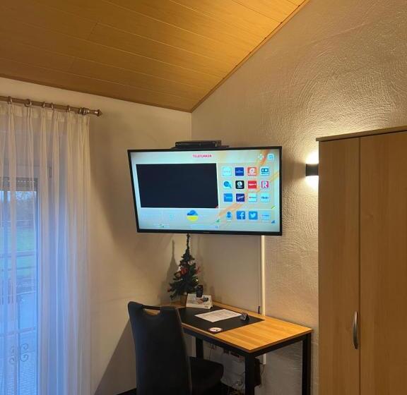 스탠다드 트리플 룸, Zur Wasserburg