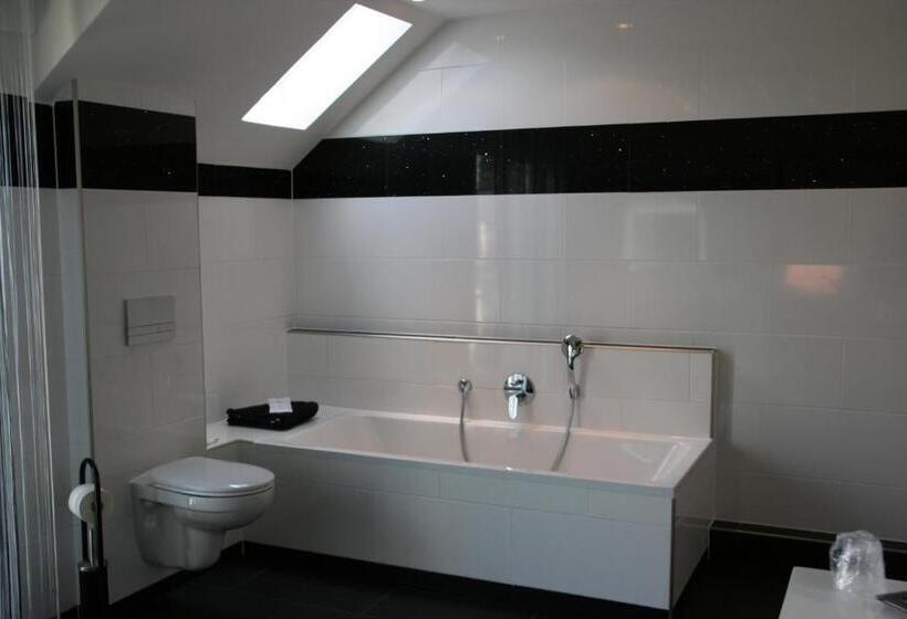 스위트, Zur Wasserburg