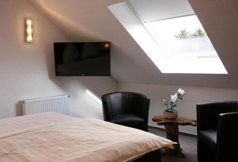 스위트, Zur Wasserburg