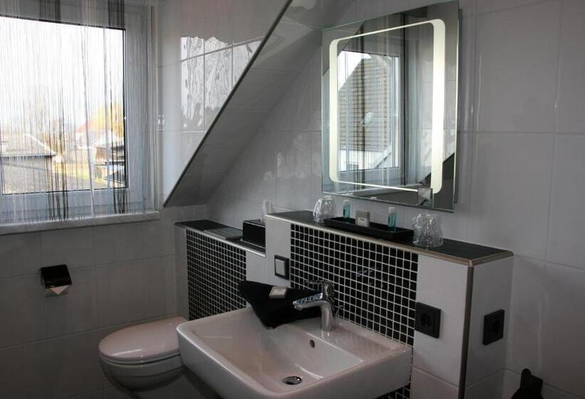 컴포트 스위트, Zur Wasserburg