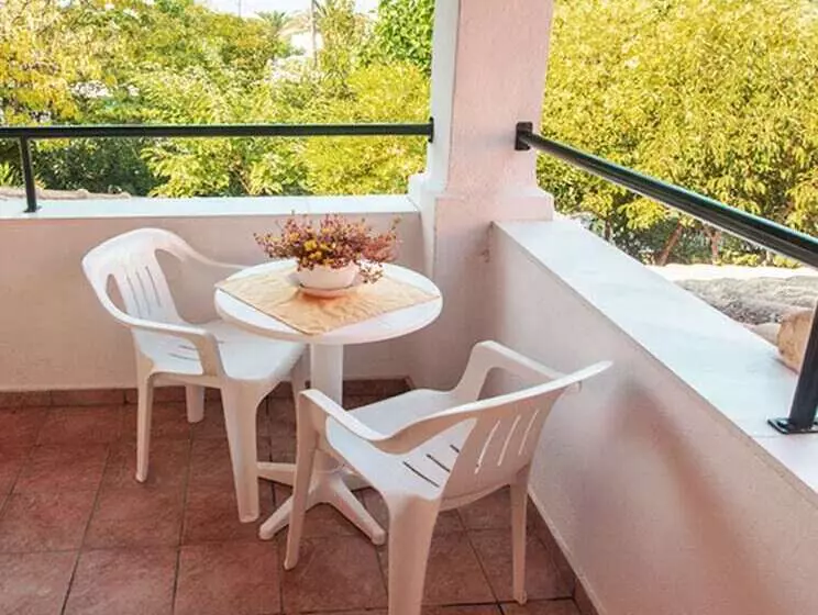 スタンダードスタジオ, Nireas Resort Corfu